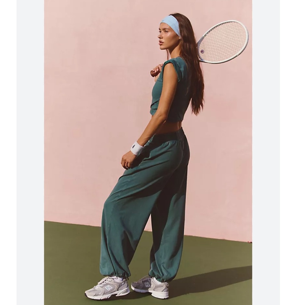 Hot Shot Crossover Set
FPM
Color - Evergreen 
NWOT - Picture 4 of 6